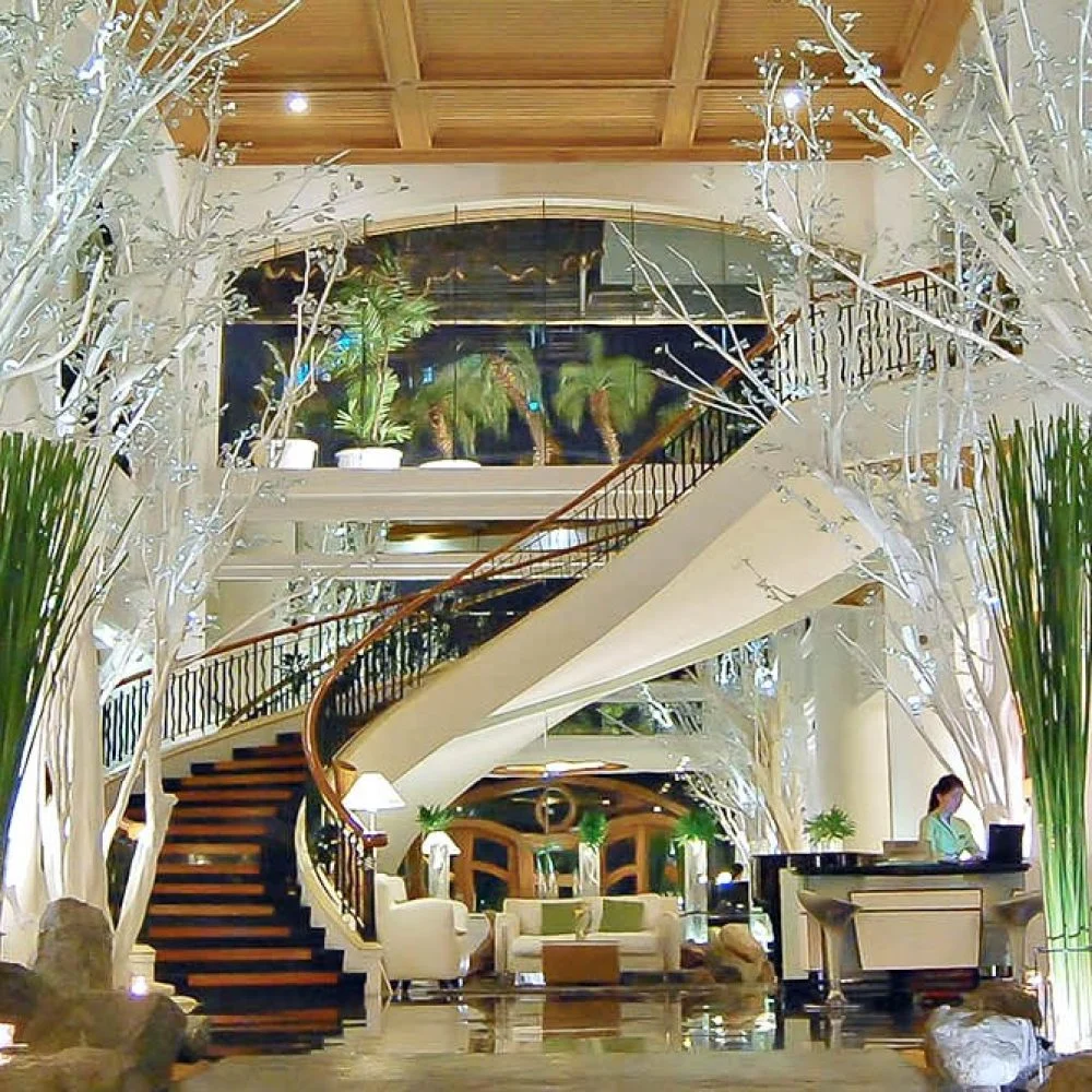 The crafted interiors and living greenery of Vivere’s lobby